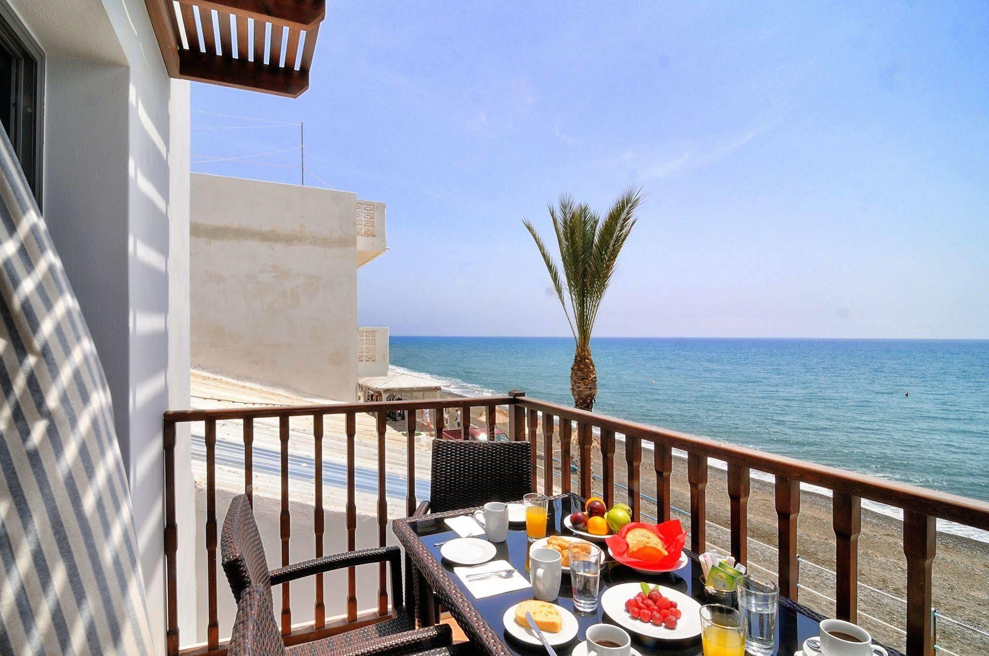 Myrtos Mare Suites Екстер'єр фото
